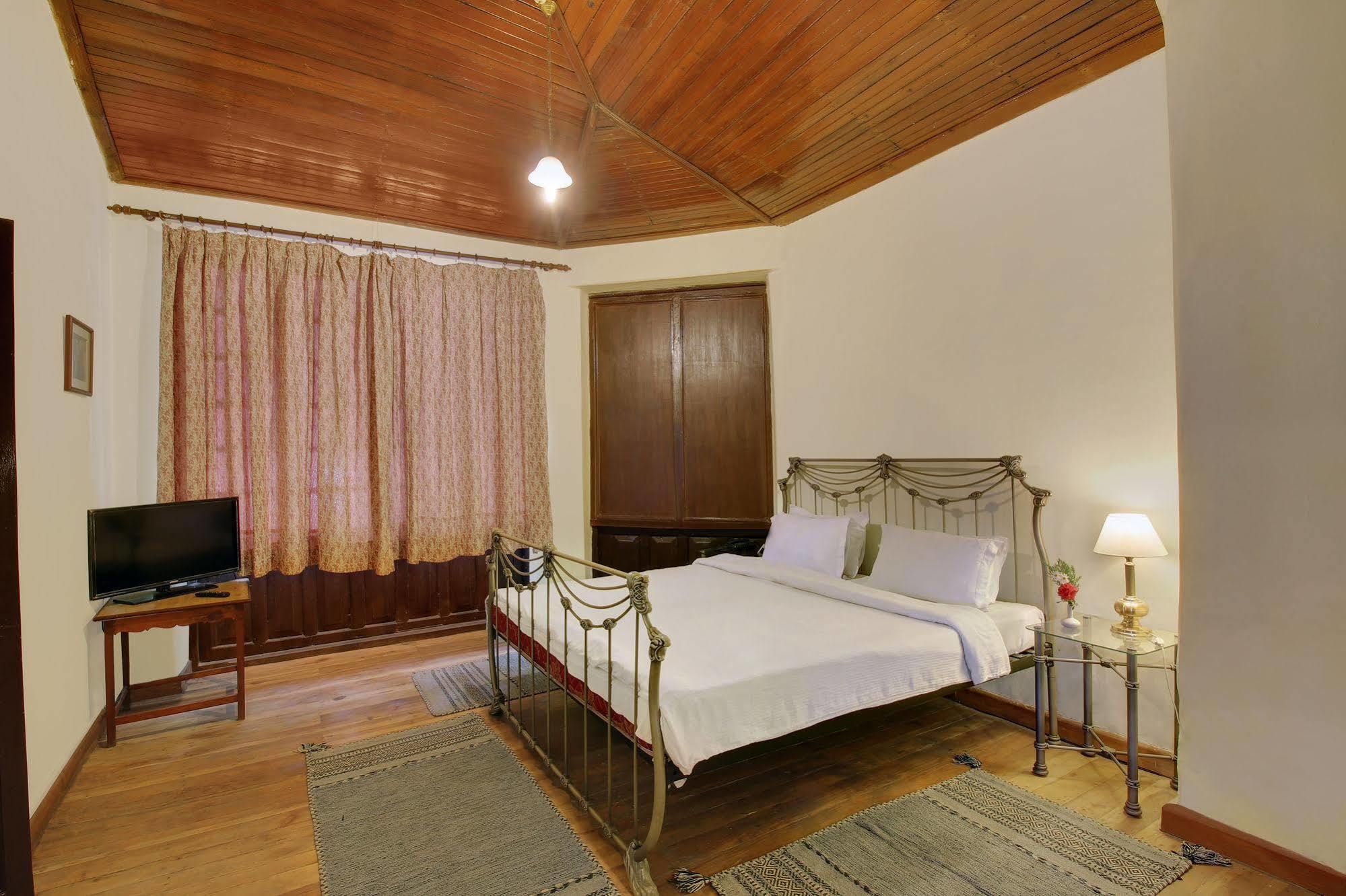 Hotel Chevron Fairhavens, Nainital Exterior foto